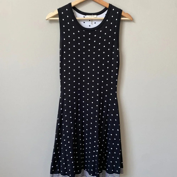 NWOT HYPR Women's Size M/L Knit Polka Dot Fit and Flare Sleeveless Dress Black - Picture 5 of 16